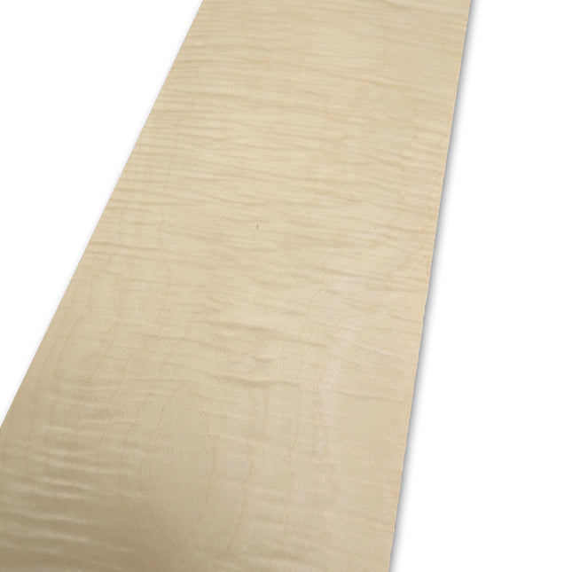 Esdoorn (gewaterd) fineer | 122x22 cm